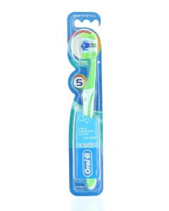 Oral-B Periuta de dinti 1 buc 5 Way Clean M40